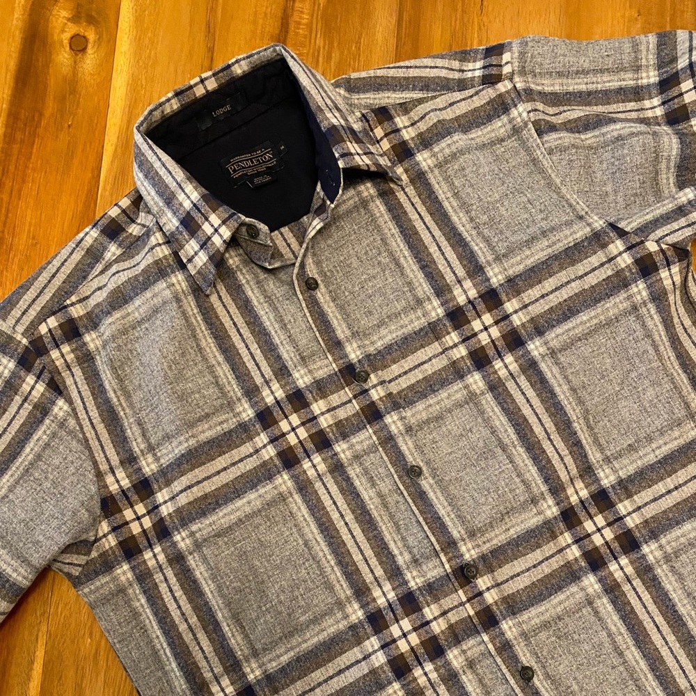 Pendleton Flannel Size M - image 1